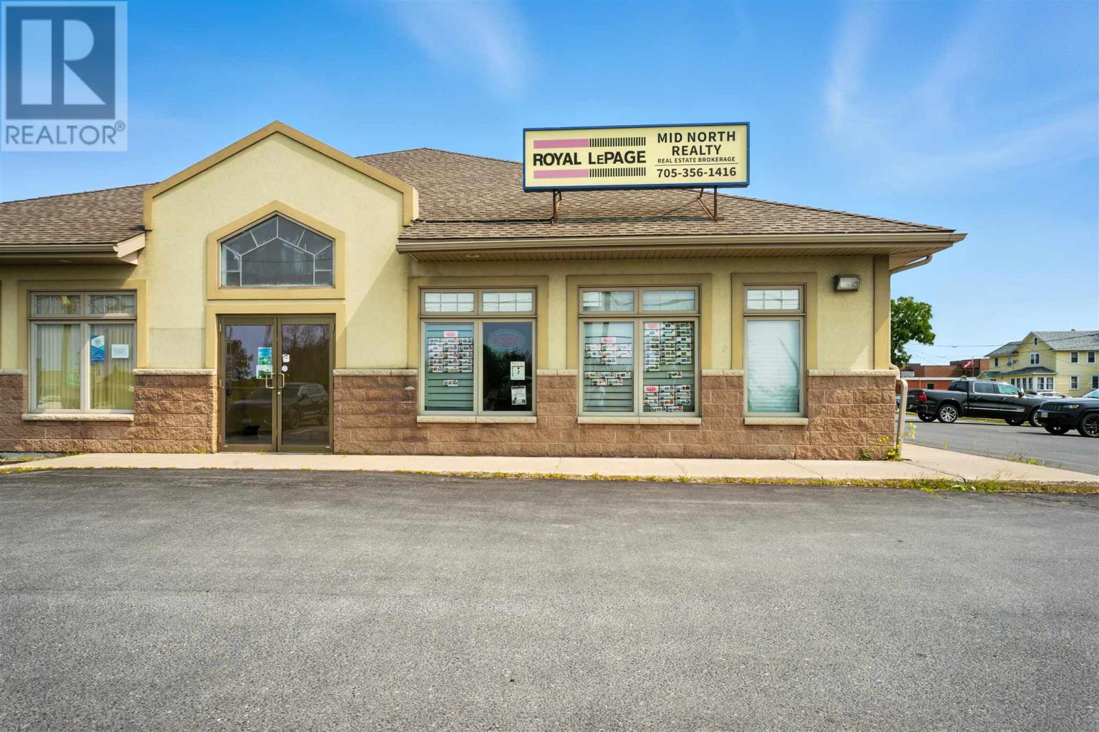 9 Lawton St, Blind River, Ontario P0R 1B0 - Photo 3 - SM253454