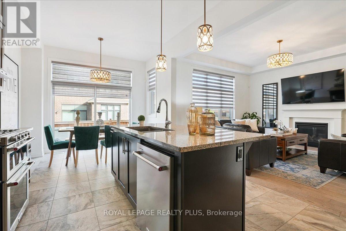 1416 Lakeport Crescent, Oakville, Ontario  L6H 3S1 - Photo 22 - W12447608