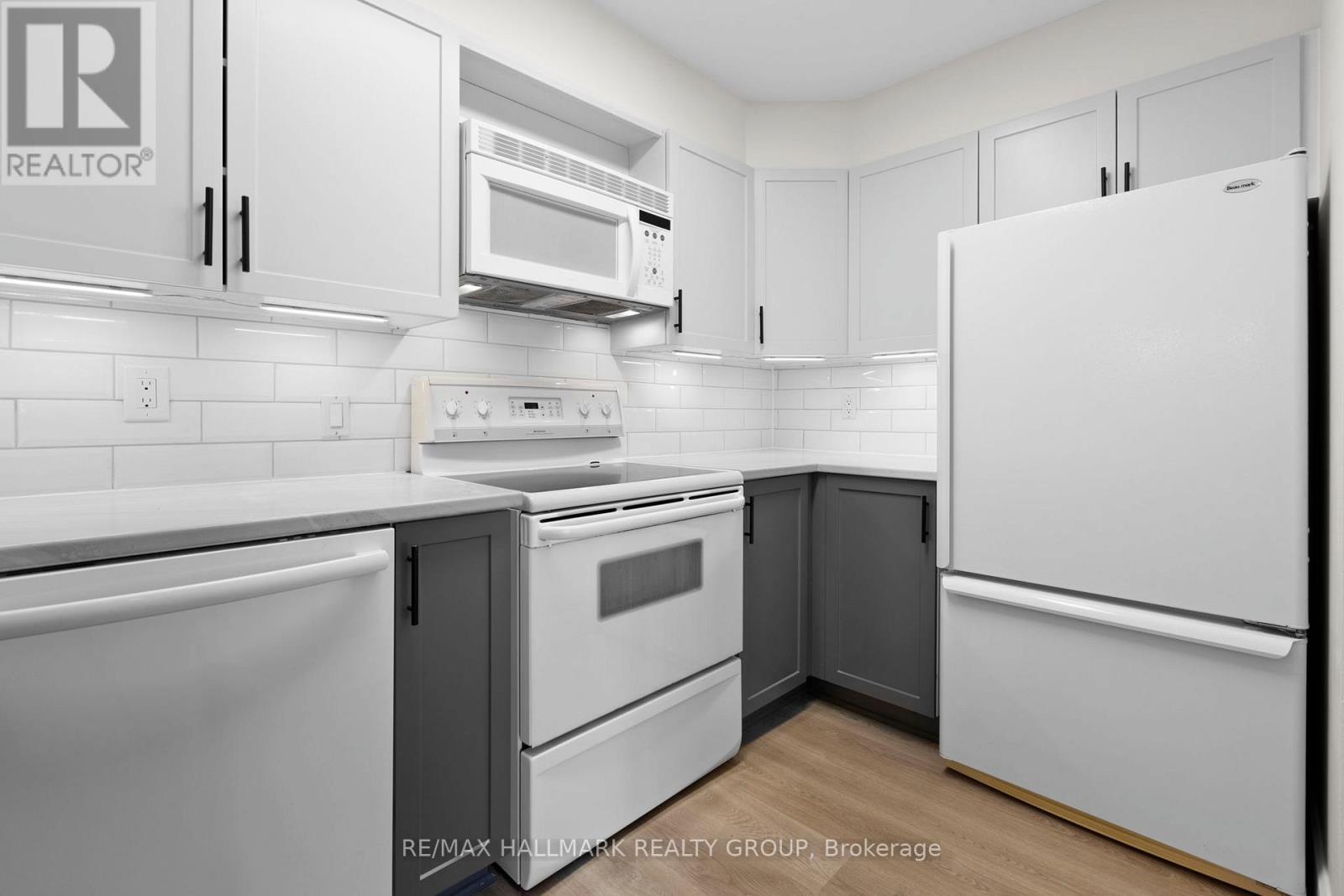 100 - 455 Canteval Terrace, Ottawa, Ontario  K4A 2C5 - Photo 10 - X12626968