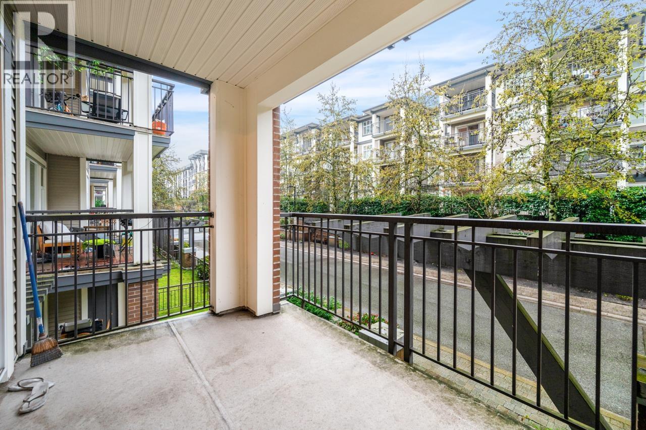 210 4868 Brentwood Drive, Burnaby, British Columbia  V5C 0C2 - Photo 11 - R3073419