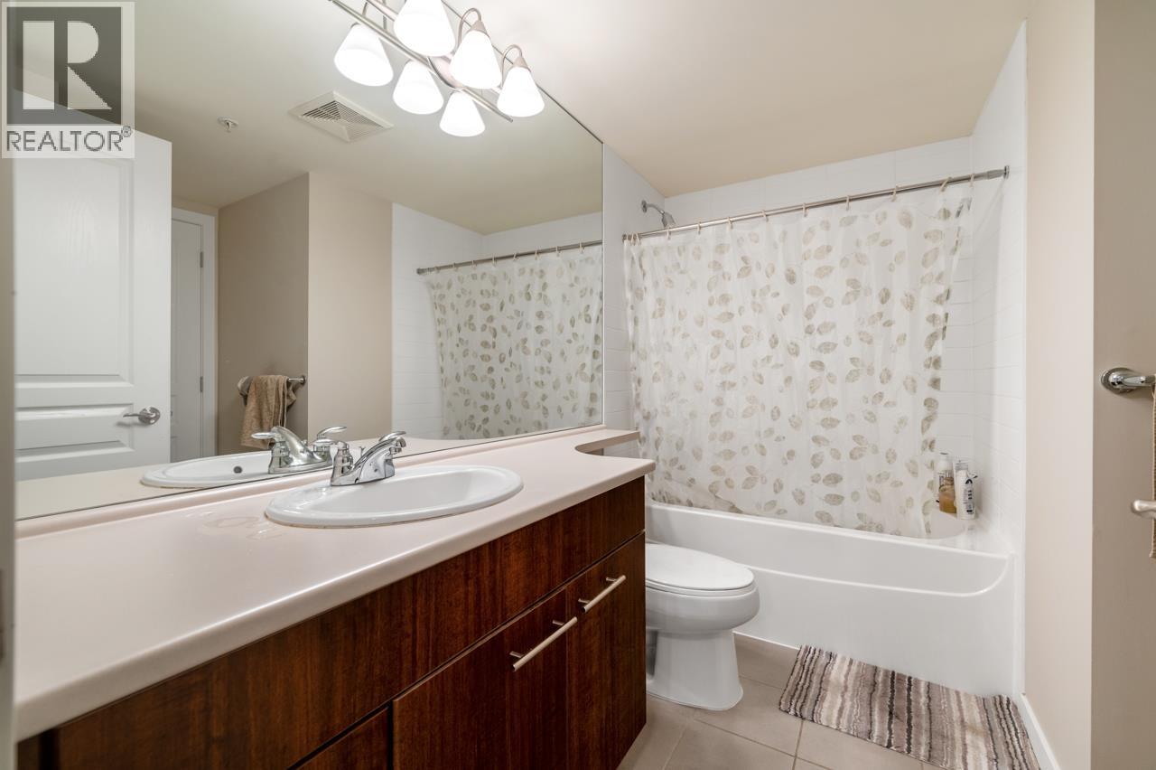 210 4868 Brentwood Drive, Burnaby, British Columbia  V5C 0C2 - Photo 9 - R3073419