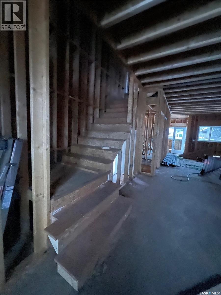 2007 Coy Avenue, Saskatoon, Saskatchewan  S7M 0J3 - Photo 3 - SK020646