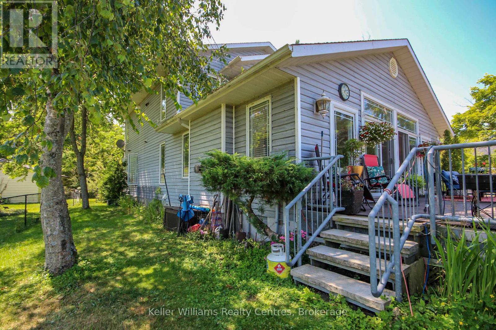 37 Reid's Pt Rd, South Bruce Peninsula, Ontario N0H 2T0 - Photo 16 - X12626992