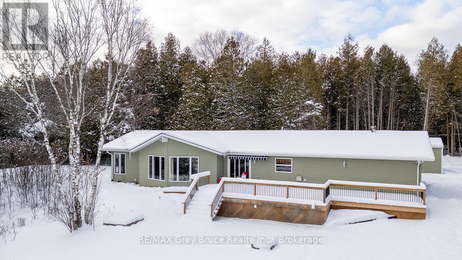 109 Widgeon Cove Road, Northern Bruce Peninsula, Ontario  N0H 2T0 - Photo 1 - X12627048
