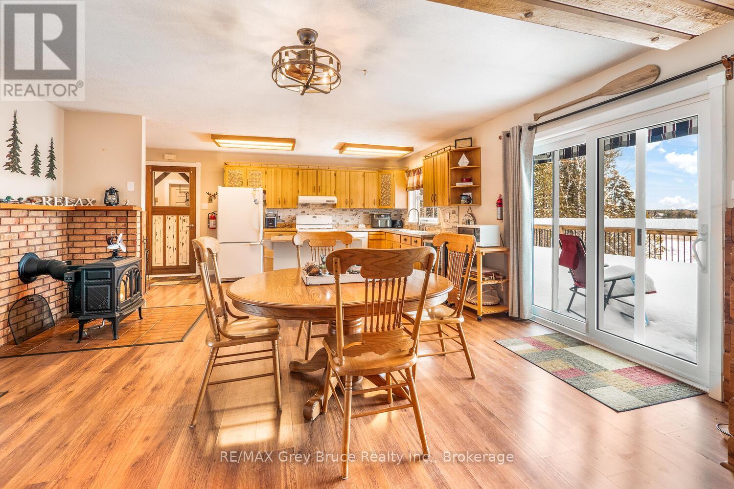 109 Widgeon Cove Road, Northern Bruce Peninsula, Ontario  N0H 2T0 - Photo 14 - X12627048