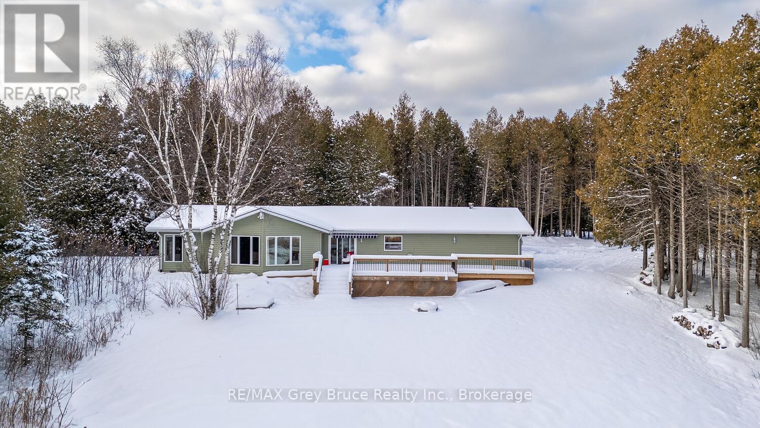 109 Widgeon Cove Road, Northern Bruce Peninsula, Ontario  N0H 2T0 - Photo 2 - X12627048