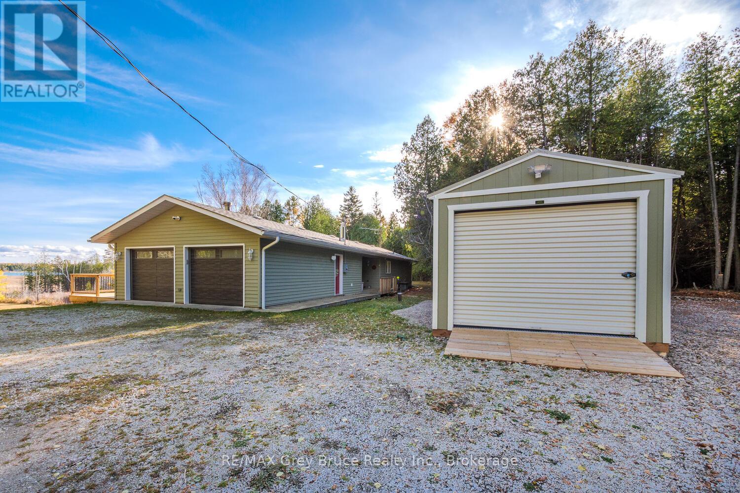 109 Widgeon Cove Road, Northern Bruce Peninsula, Ontario  N0H 2T0 - Photo 42 - X12627048