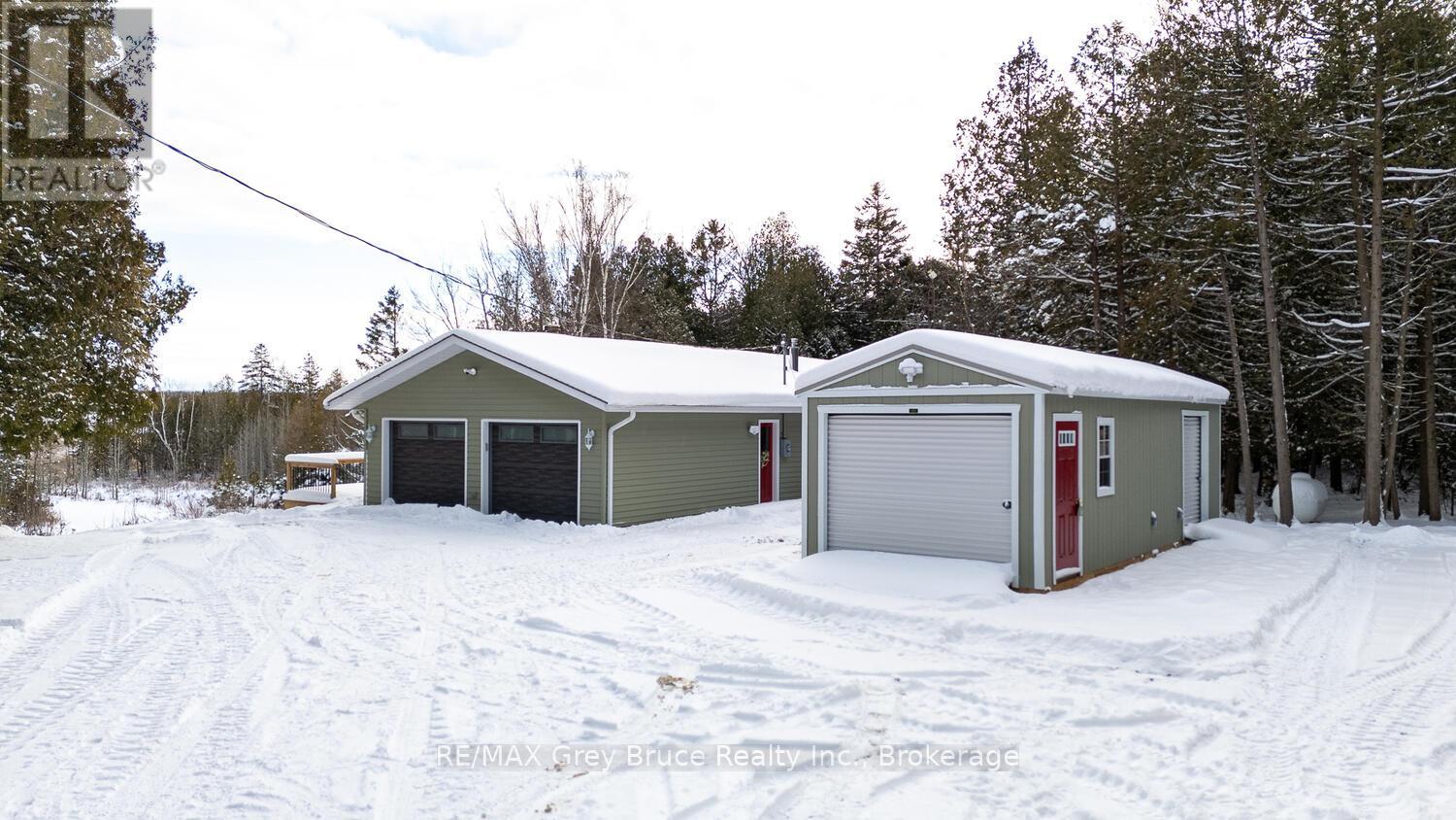 109 Widgeon Cove Road, Northern Bruce Peninsula, Ontario  N0H 2T0 - Photo 43 - X12627048