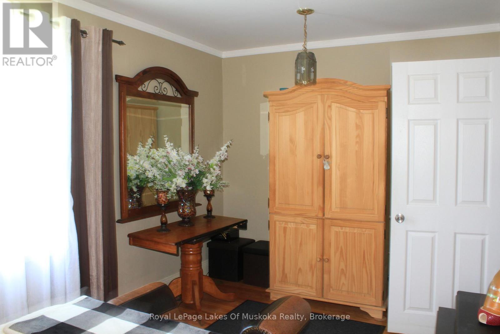 7 Duncan Street W, Huntsville, Ontario P1H 1V9 - Photo 14 - X12627064