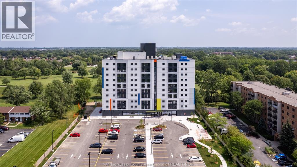 MLS# 25031582: 3100 MEADOWBROOK Unit# 803, Windsor, Canada