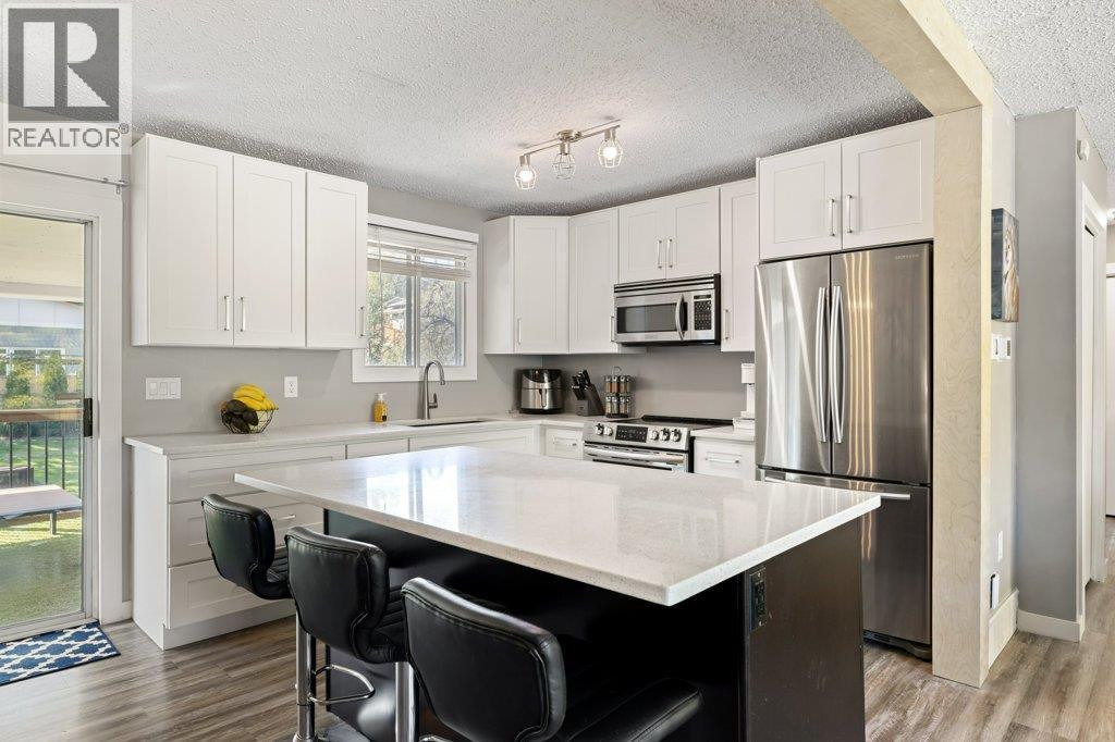 1777 Autumn Road, Kelowna, British Columbia  V1P 1G1 - Photo 6 - 10363529