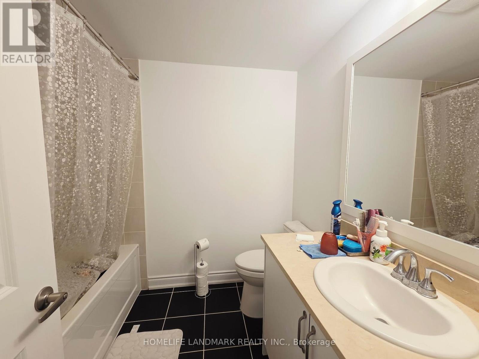 120 - 35 Lunar Crescent, Mississauga, Ontario L3R 1A4 - Photo 10 - W12609576