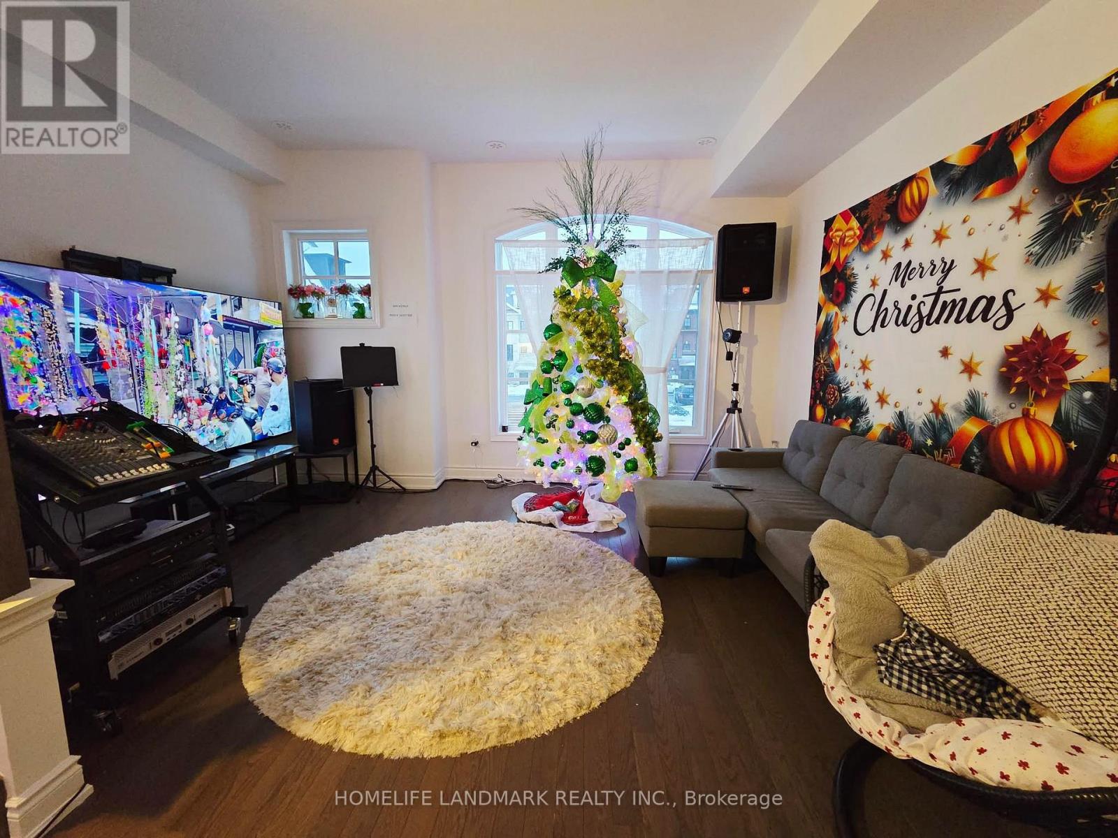 120 - 35 Lunar Crescent, Mississauga, Ontario L3R 1A4 - Photo 4 - W12609576