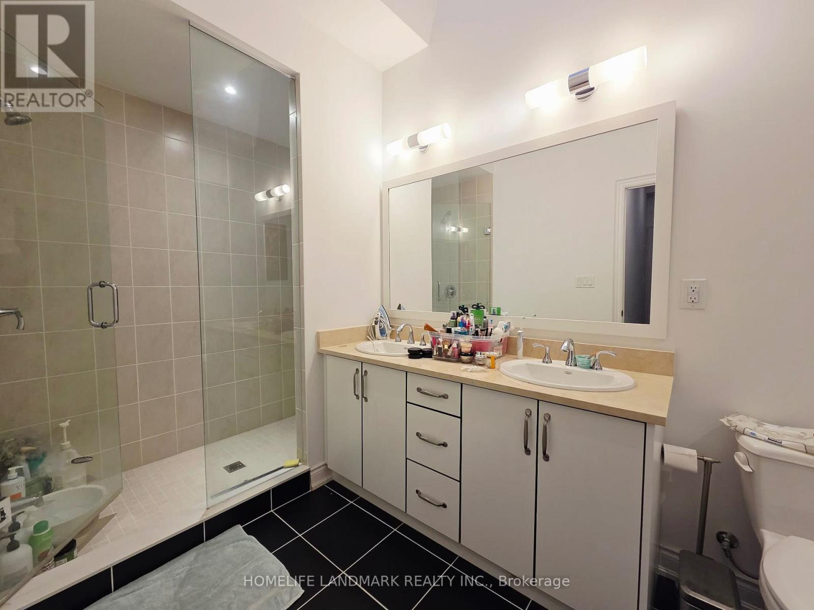 120 - 35 Lunar Crescent, Mississauga, Ontario L3R 1A4 - Photo 12 - W12609576