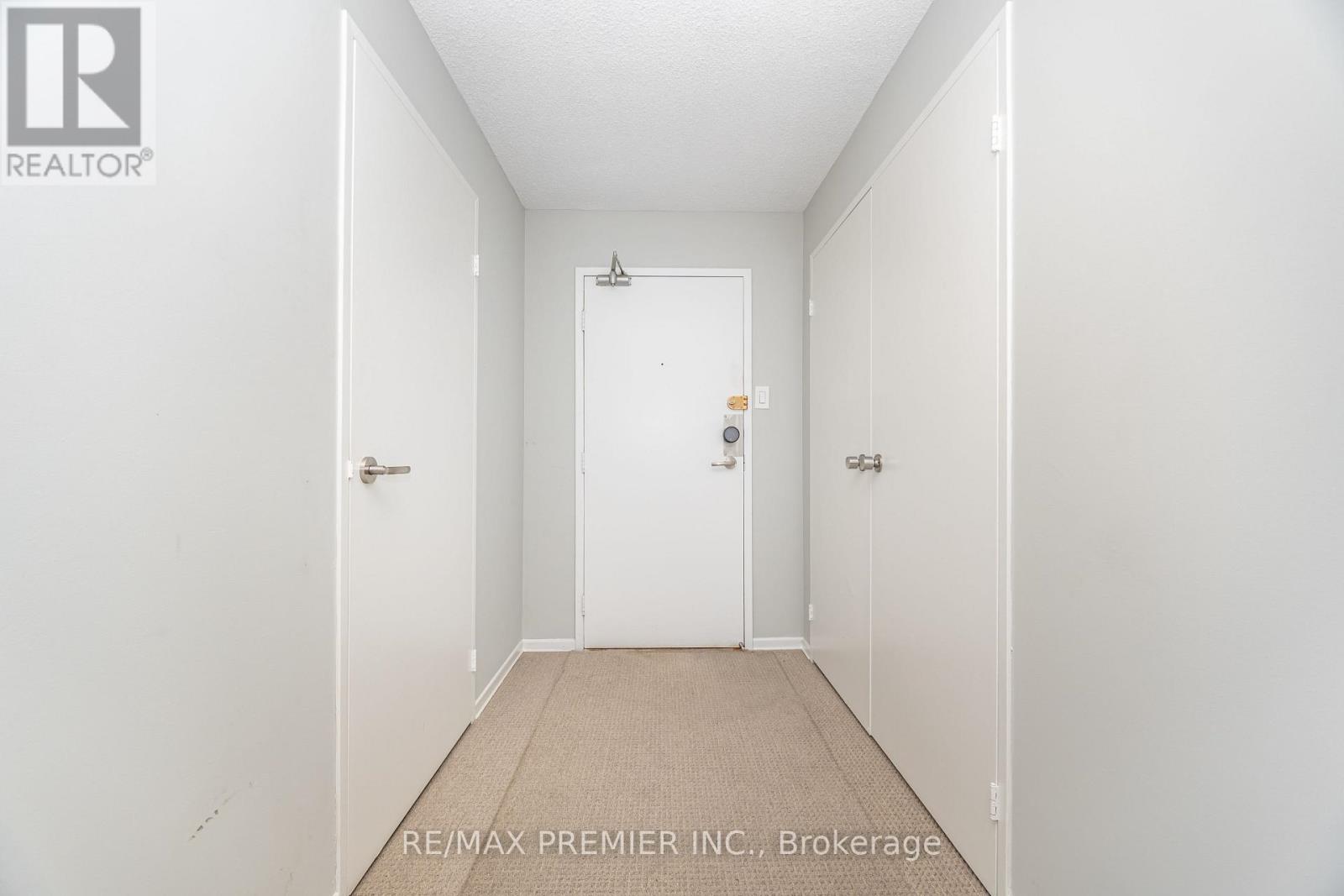 1602 - 475 The West Mall, Toronto, Ontario  M9C 4Z3 - Photo 9 - W12612506