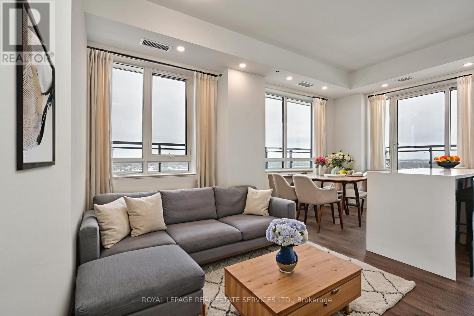 Lph 17 - 405 Dundas Street W, Oakville, Ontario L6M 5P4 - Photo 5 - W12615180