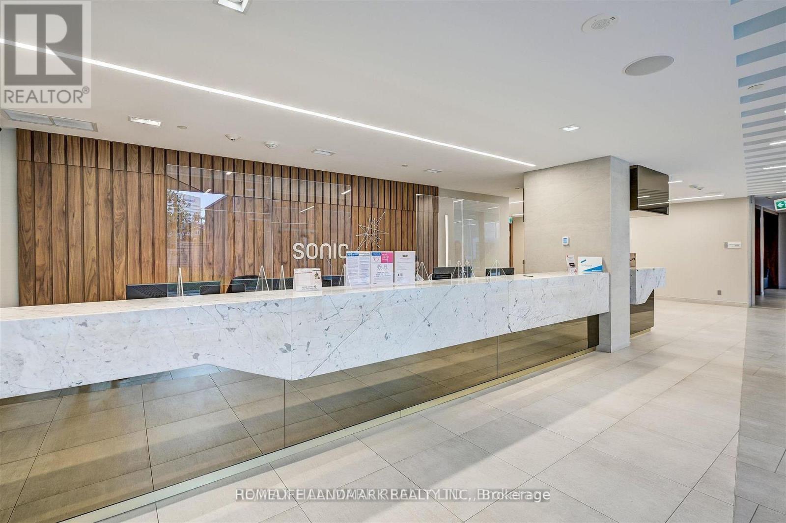 N1805 - 6 Sonic Way, Toronto, Ontario  M3C 0P1 - Photo 3 - C12626984