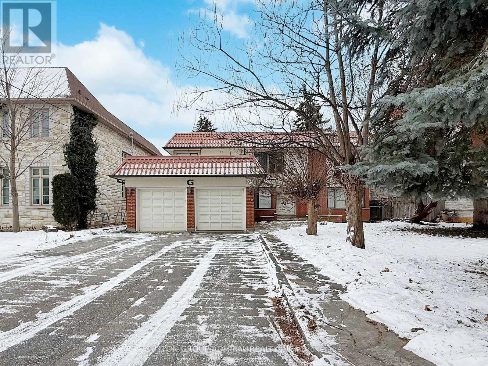 95 CAINES (MAIN AND SECOND FLOOR) AVENUE, Toronto, Ontario