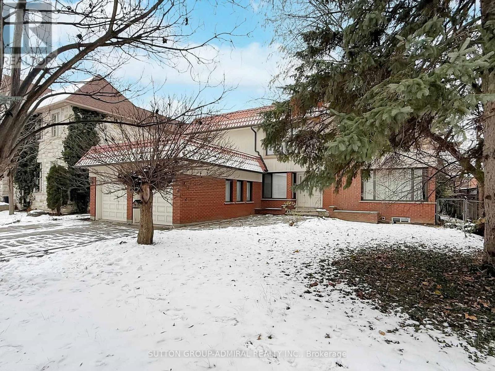 95 Caines (Main And Second Floor) Avenue, Toronto (Newtonbrook West), Ontario  M2R 2L2 - Photo 2 - C12626988