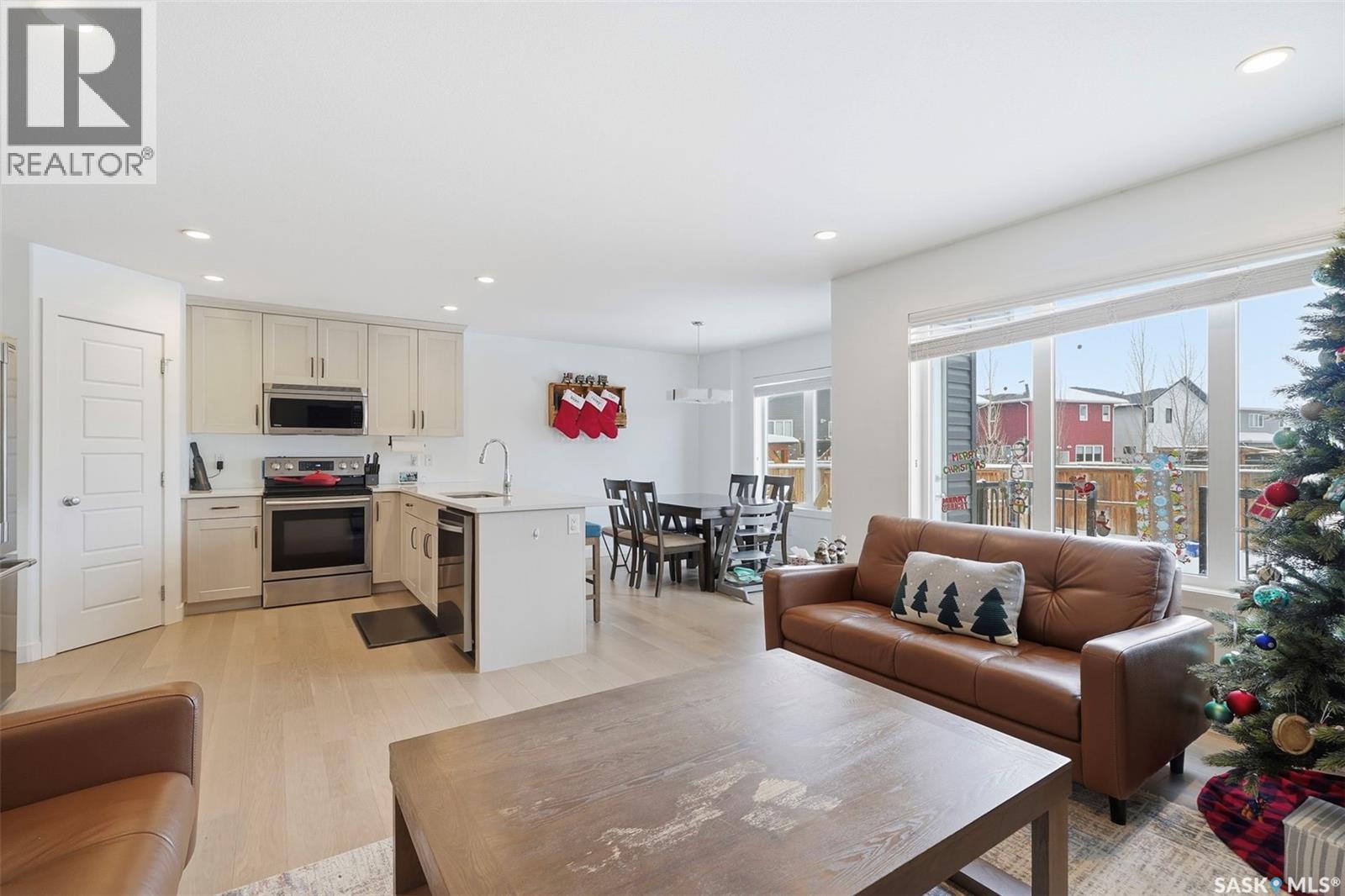 223 Underhill Way, Saskatoon, Saskatchewan  S7V 0W9 - Photo 5 - SK025510