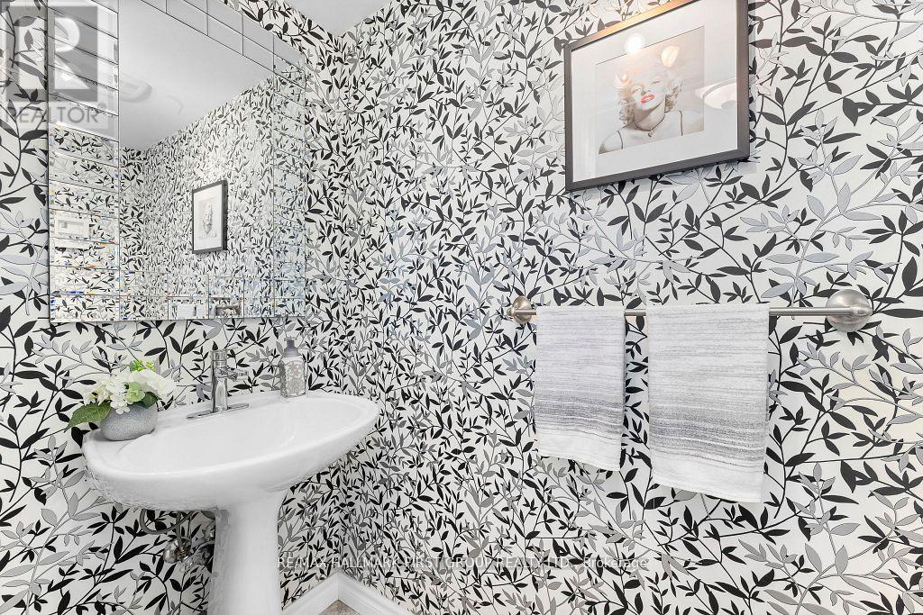 122 Thicket Crescent, Pickering, Ontario  L1V 6S6 - Photo 16 - E12626972