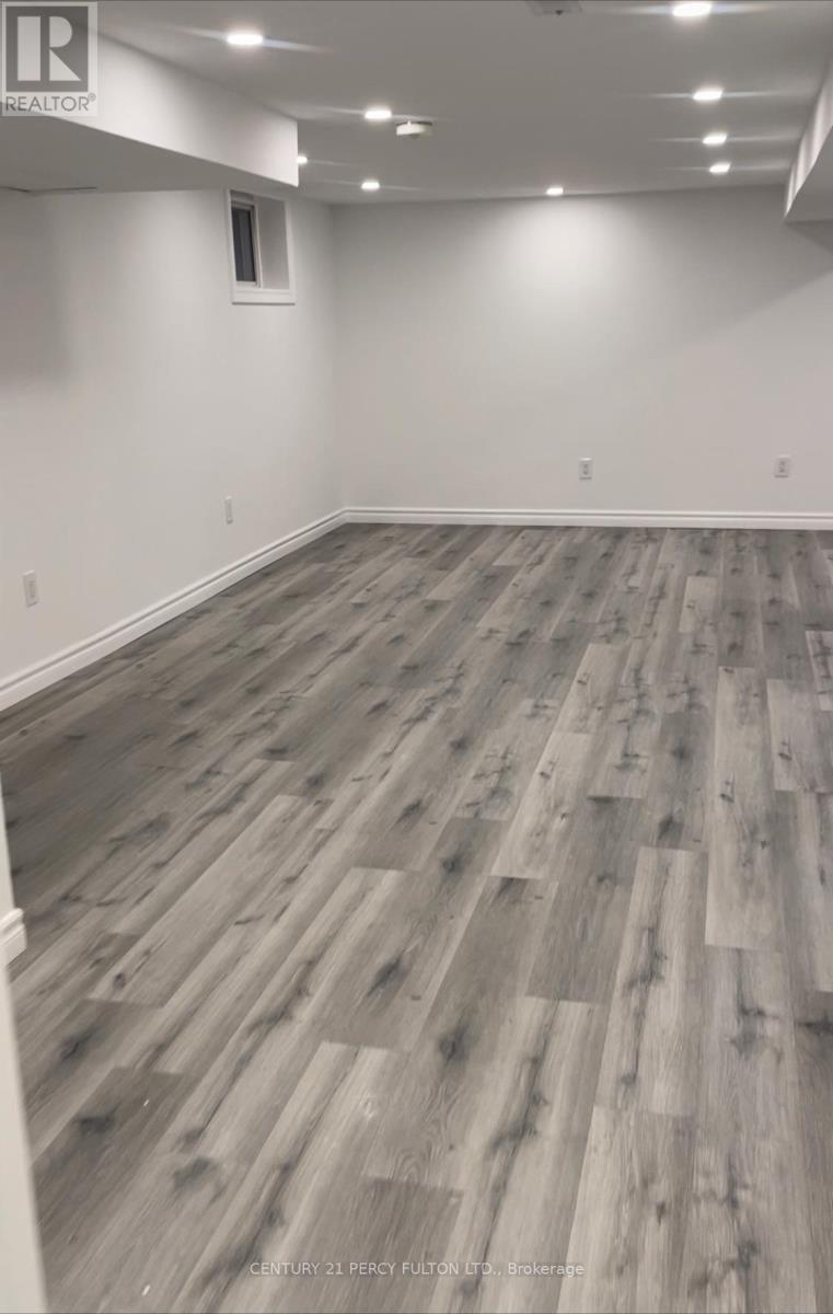 Lower - 18 Flempton Crescent, Toronto, Ontario  M1K 3B4 - Photo 3 - E12627000