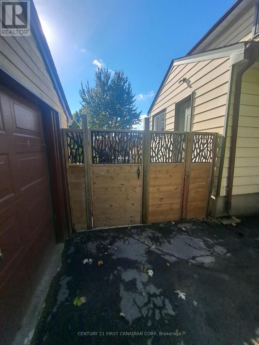 1885 Churchill Avenue, London East, Ontario  N5W 2L4 - Photo 45 - X12626604