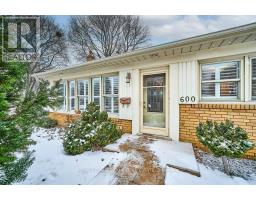 600 COLBORNE STREET E, Whitby, Ontario