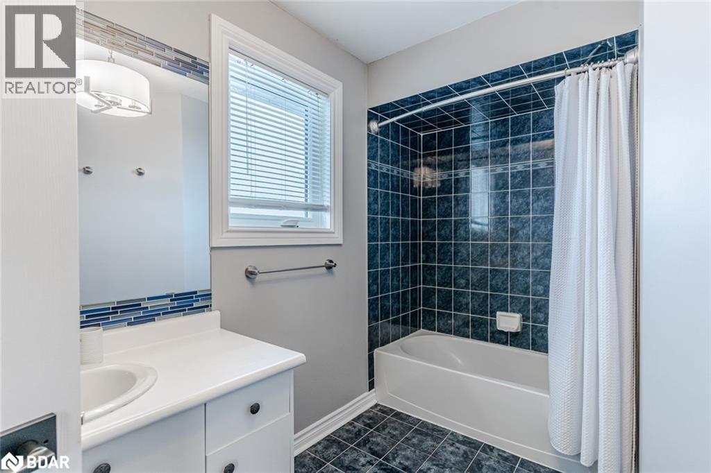 6 Laurelwood Lane, Barrie, Ontario  L4N 0Z8 - Photo 8 - 40792927