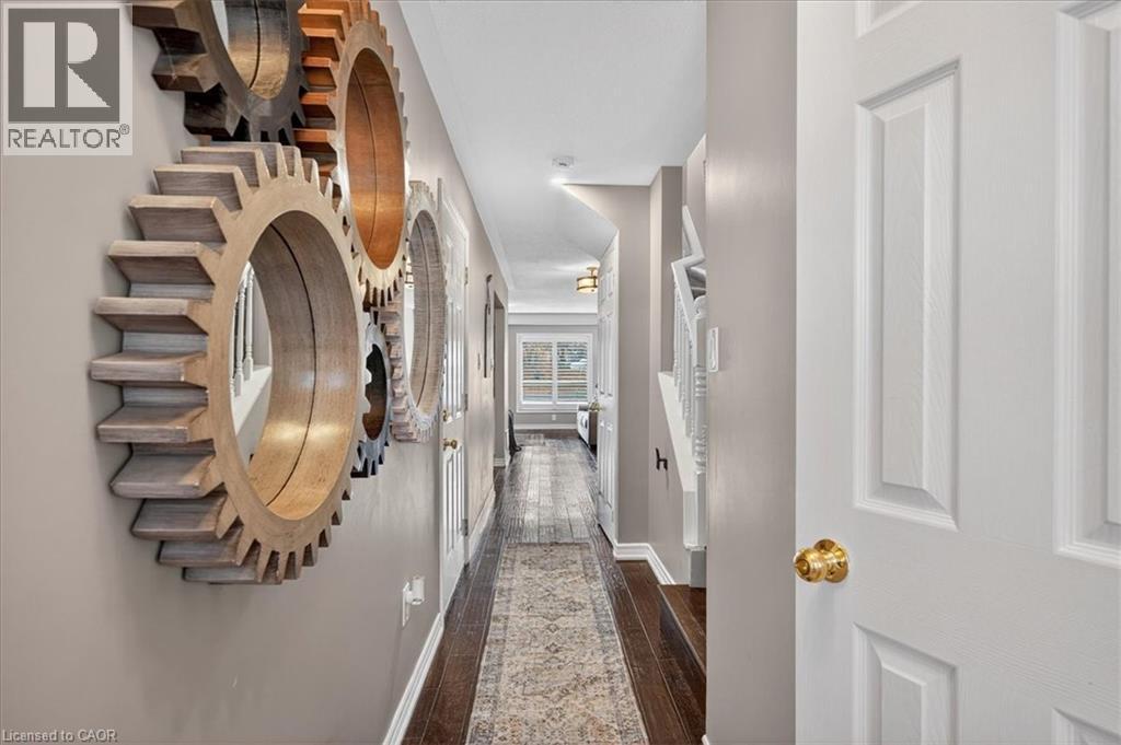 616 Iris Court, Burlington, Ontario L7L 7A1 - Photo 5 - 40785889