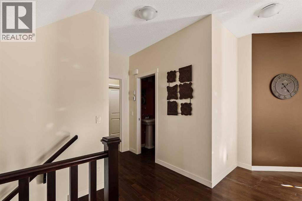 42 Drake Landing Drive, Okotoks, Alberta  T1S 0B9 - Photo 32 - A2270608