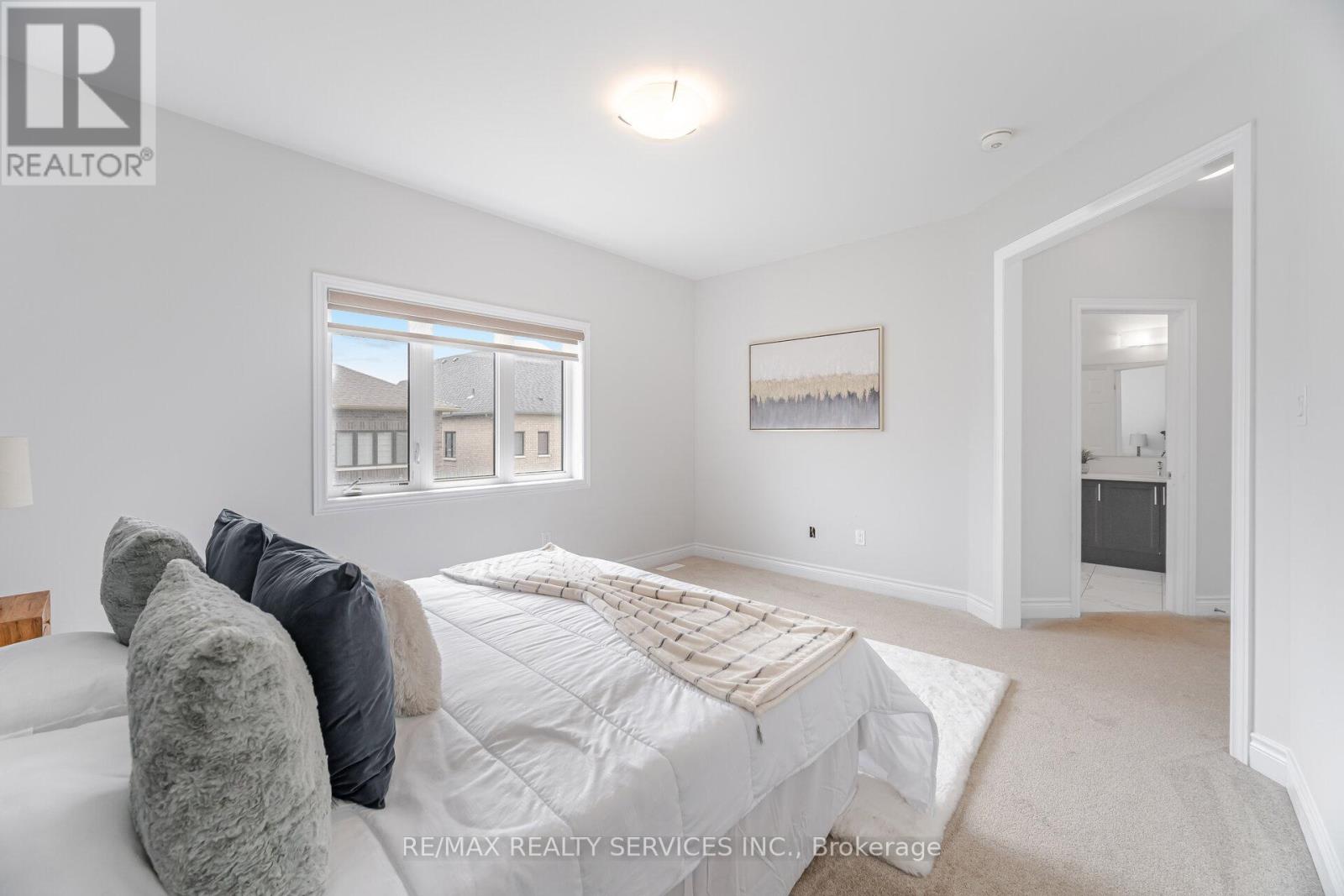 36 Michener Drive, Brampton, Ontario  L6R 4E9 - Photo 25 - W12626960