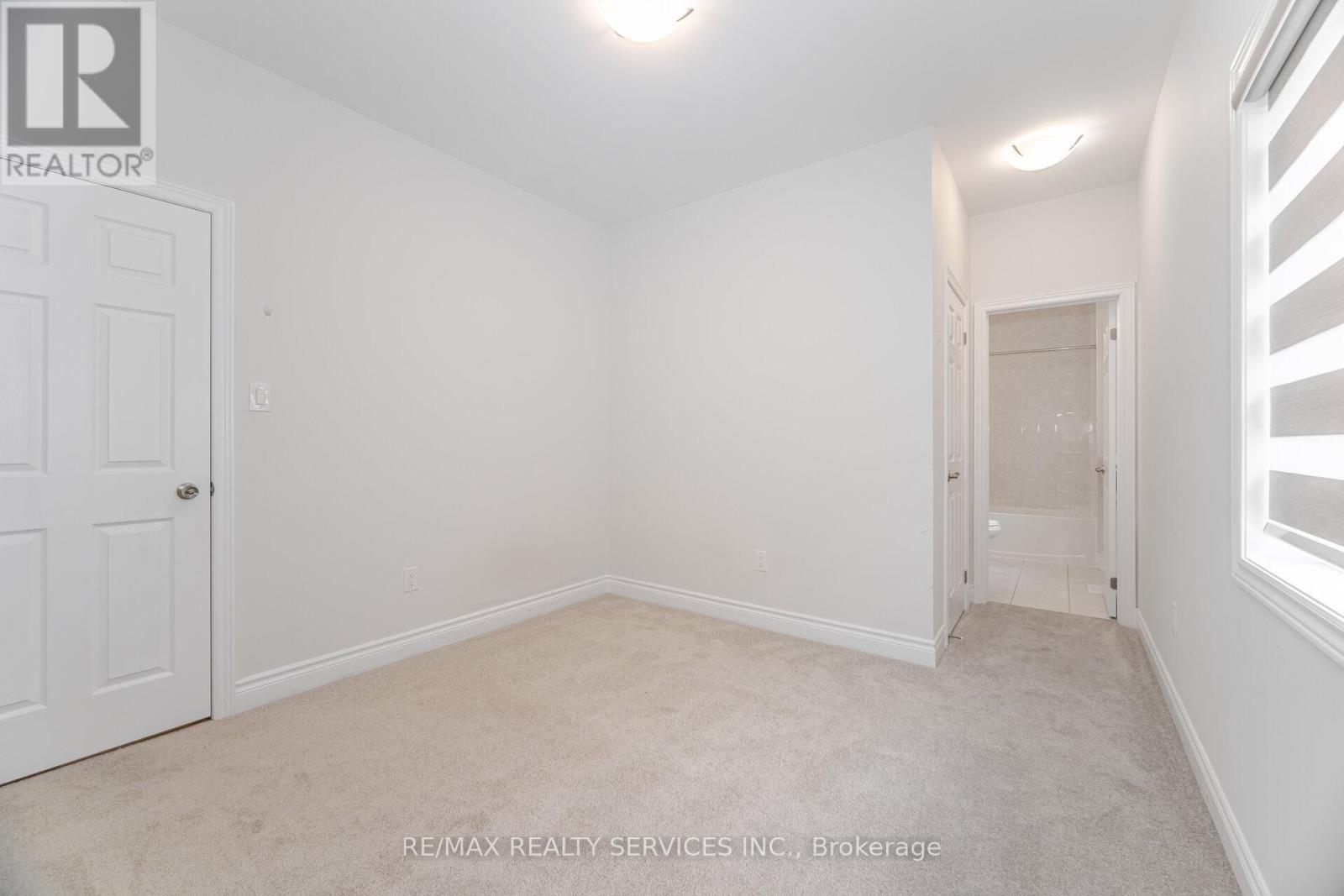 36 Michener Drive, Brampton, Ontario  L6R 4E9 - Photo 32 - W12626960