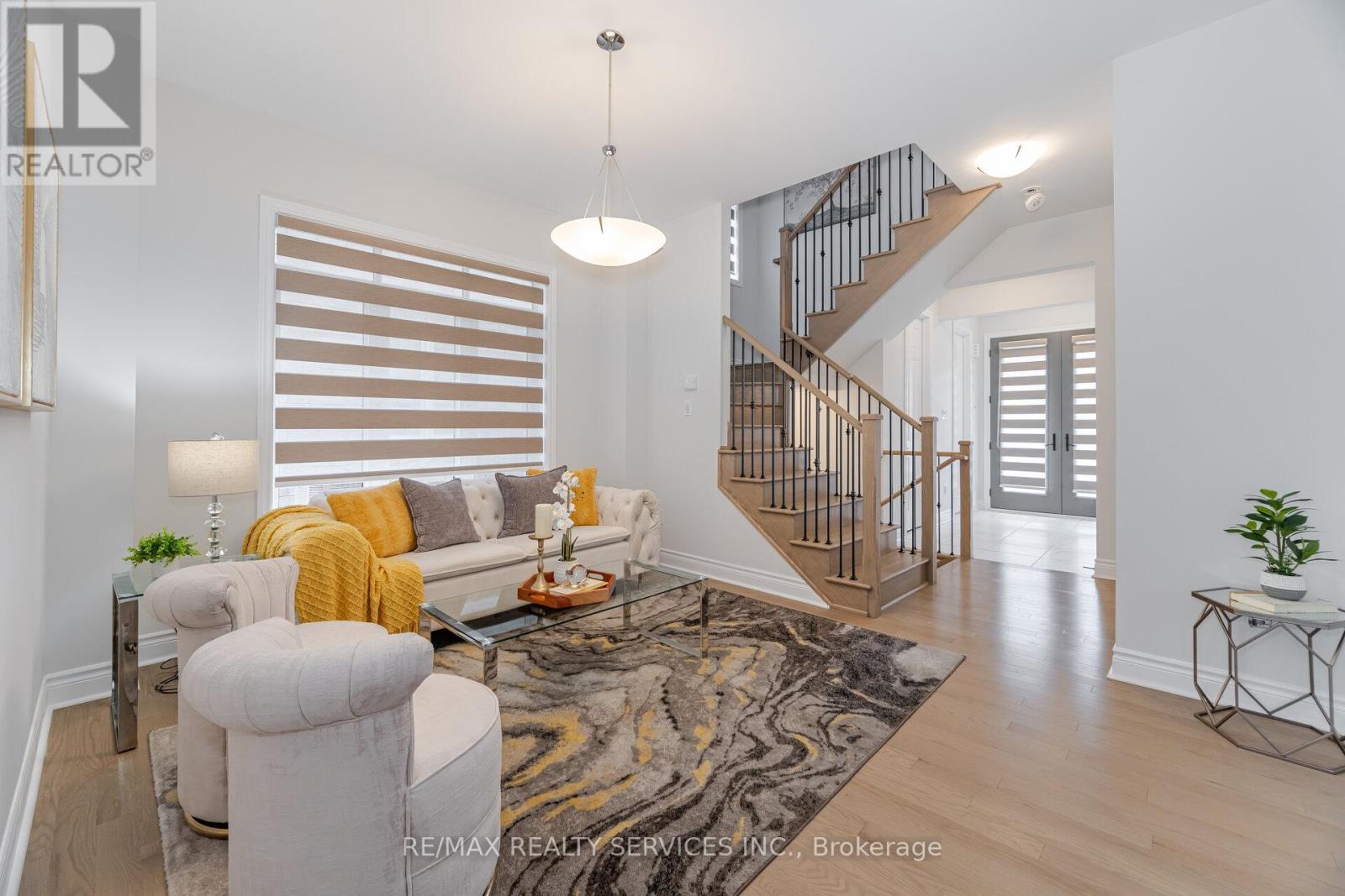 36 Michener Drive, Brampton, Ontario  L6R 4E9 - Photo 9 - W12626960