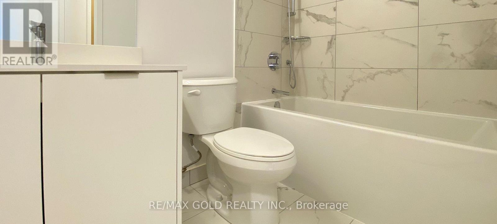 901 - 202 Burnhamthorpe Road E, Mississauga (City Centre), Ontario  L5A 0B2 - Photo 13 - W12627002