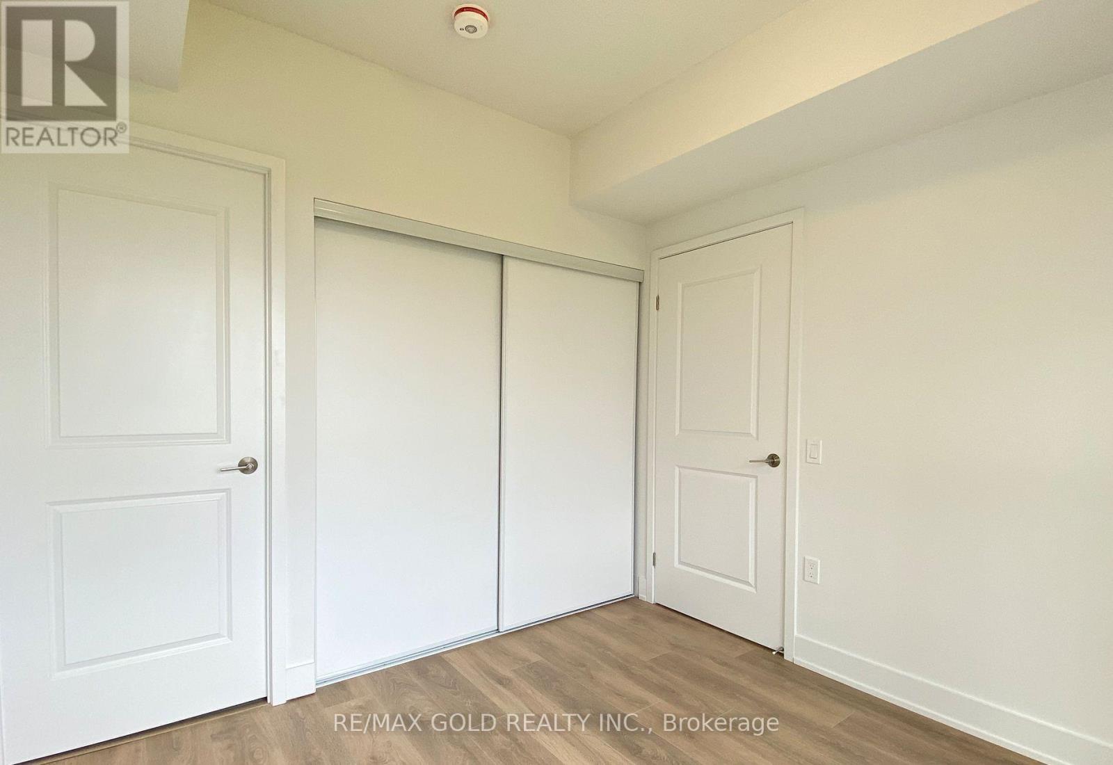 901 - 202 Burnhamthorpe Road E, Mississauga (City Centre), Ontario  L5A 0B2 - Photo 26 - W12627002