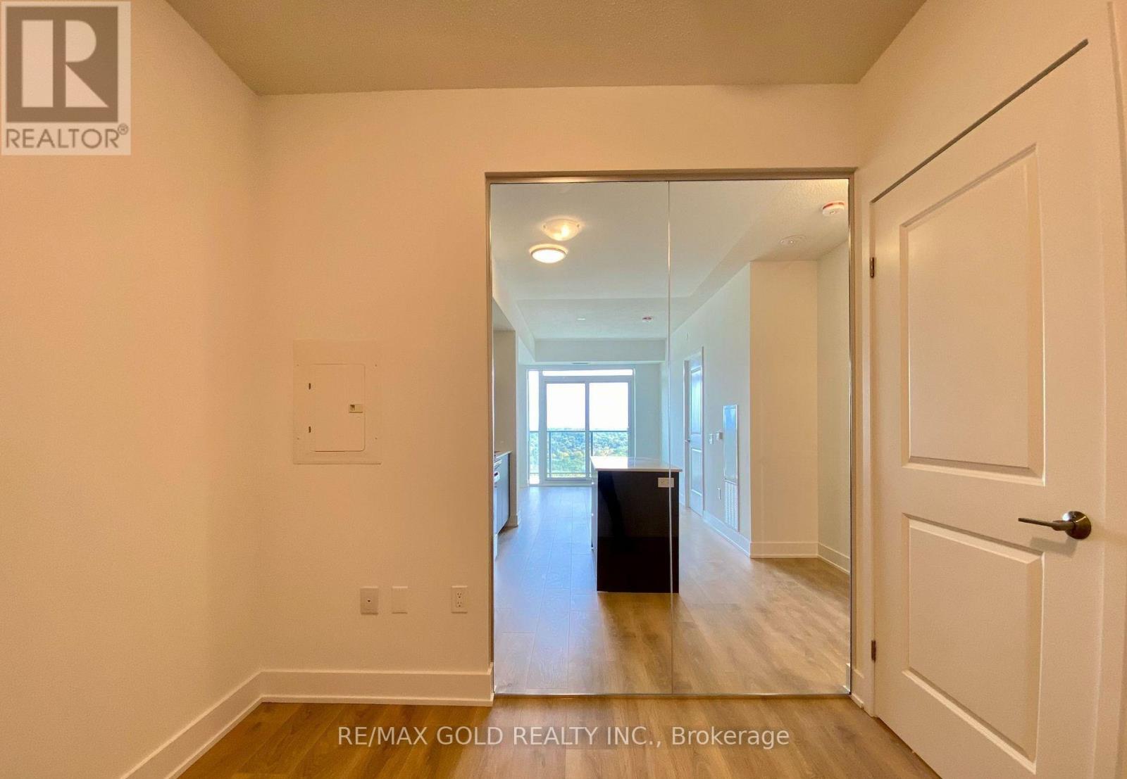 901 - 202 Burnhamthorpe Road E, Mississauga (City Centre), Ontario  L5A 0B2 - Photo 33 - W12627002