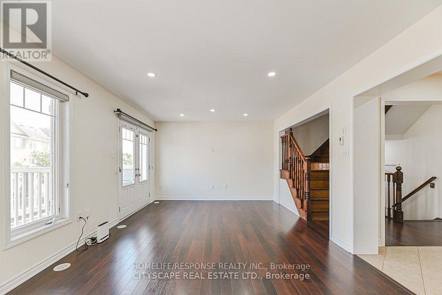 553 Pharo Point, Milton (Wi Willmott), Ontario  L9T 8H6 - Photo 21 - W12627016