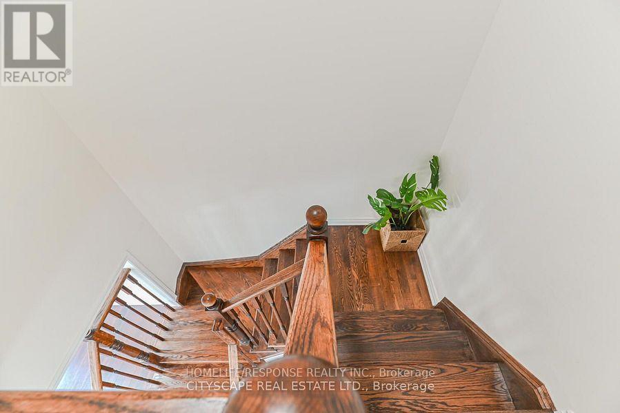 553 Pharo Point, Milton (Wi Willmott), Ontario  L9T 8H6 - Photo 27 - W12627016