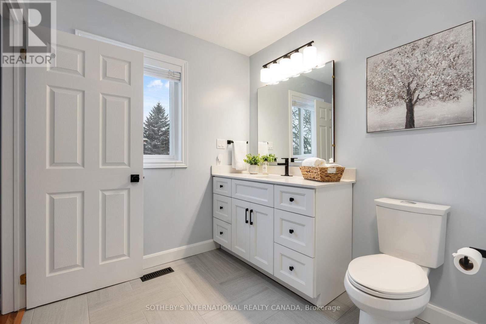 17 South River Road, Georgina, Ontario  L0E 1R0 - Photo 30 - N12616932