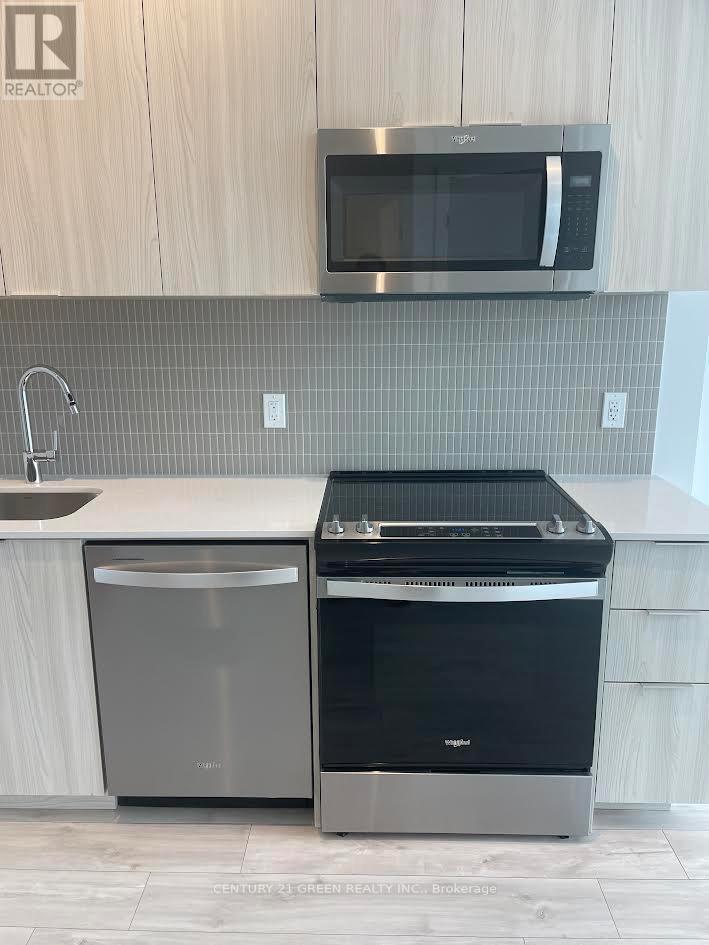 D810 - 720 Whitlock Avenue, Milton, Ontario  L9E 2B5 - Photo 8 - W12627020