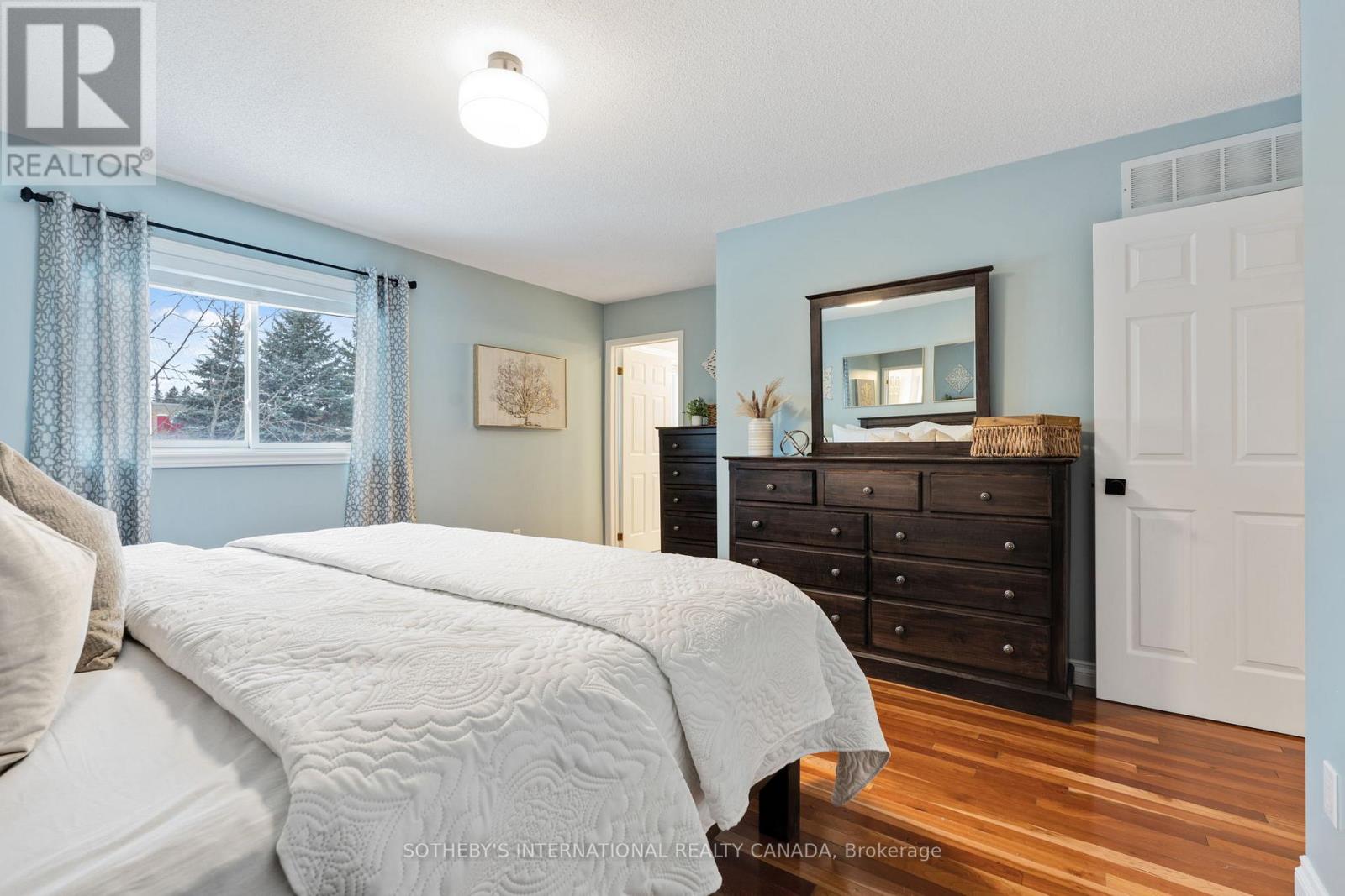 17 South River Road, Georgina, Ontario  L0E 1R0 - Photo 26 - N12616932