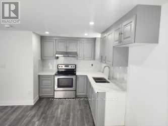 8 Benhurst Crescent, Brampton, Ontario  L7A 5A2 - Photo 16 - W12627022