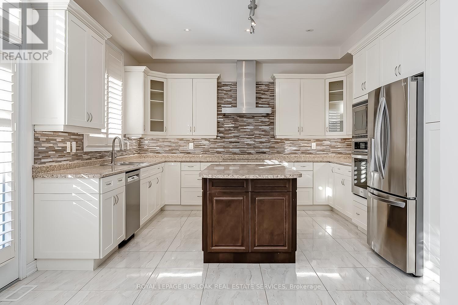 3124 Velebit Park Boulevard, Burlington, Ontario  L7M 0M1 - Photo 10 - W12627040