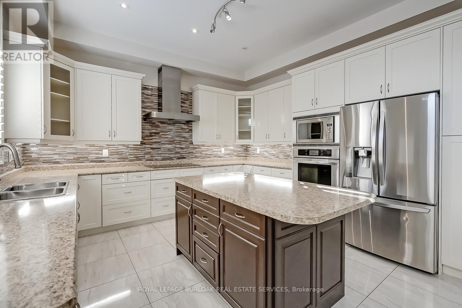 3124 Velebit Park Boulevard, Burlington, Ontario  L7M 0M1 - Photo 11 - W12627040