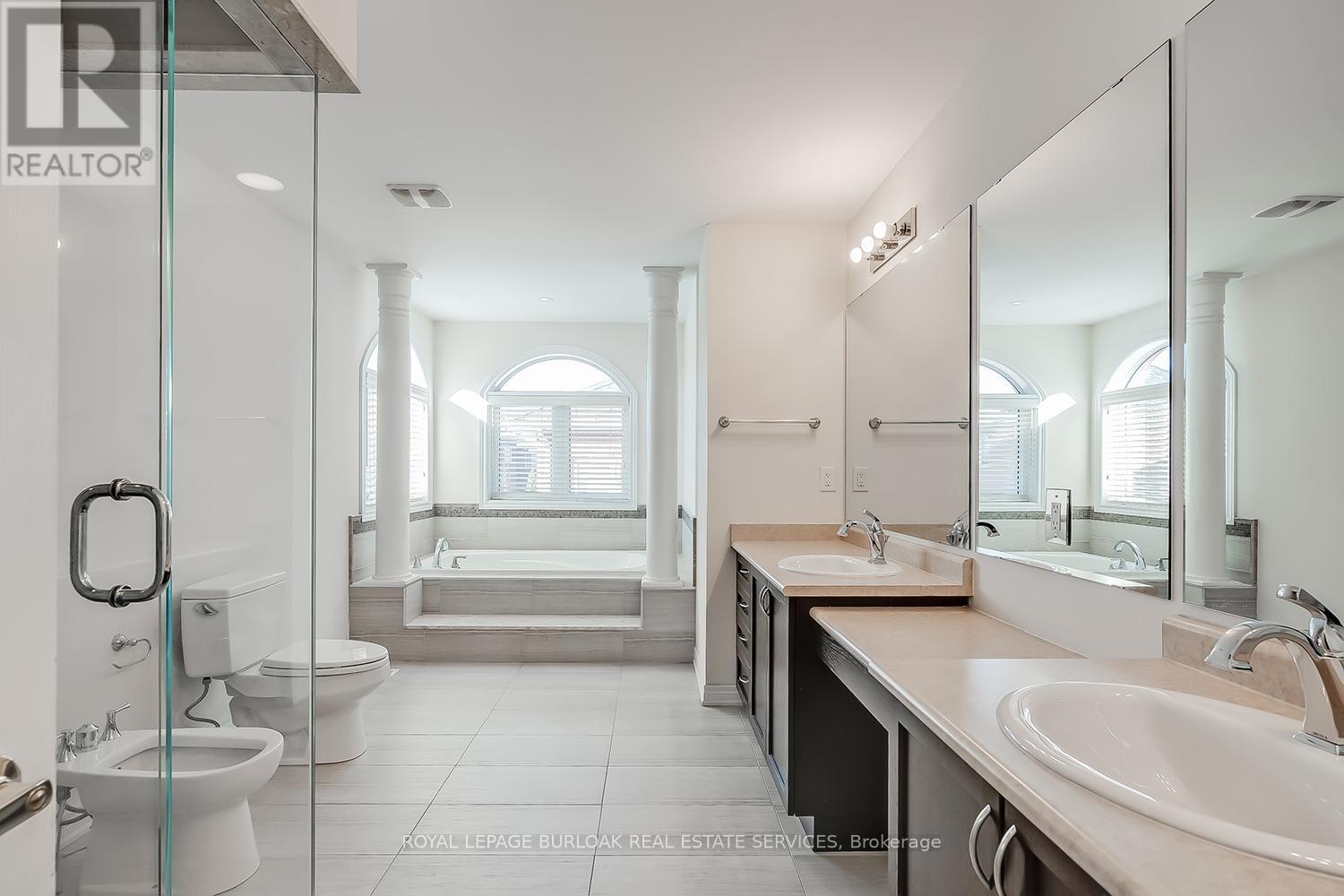 3124 Velebit Park Boulevard, Burlington, Ontario  L7M 0M1 - Photo 20 - W12627040