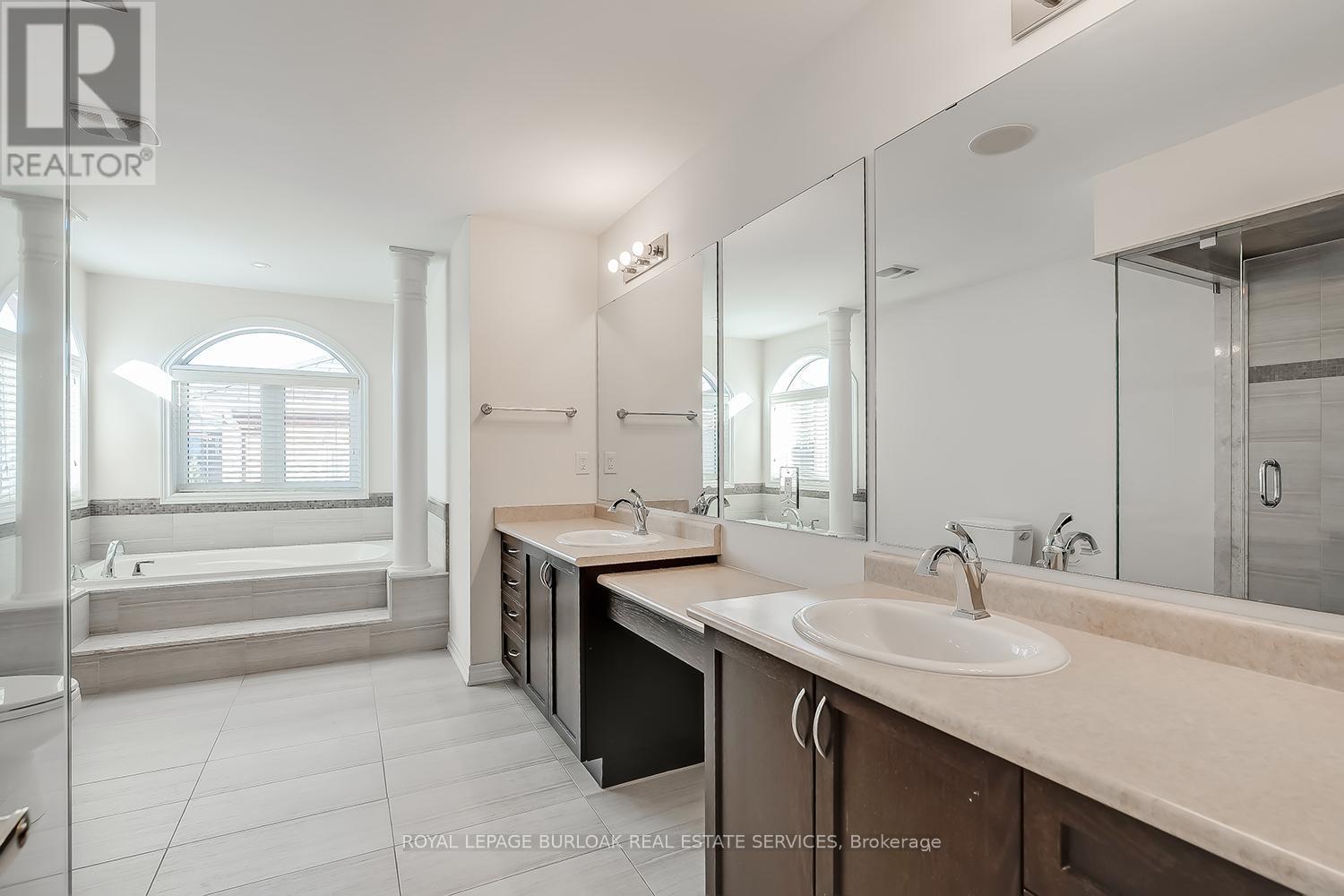 3124 Velebit Park Boulevard, Burlington, Ontario  L7M 0M1 - Photo 21 - W12627040