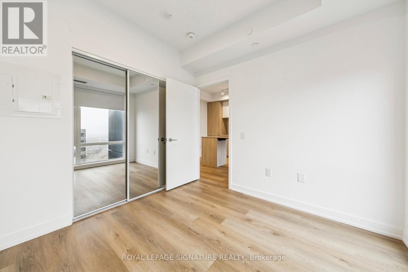 1909 - 395 Square One Drive, Mississauga, Ontario  L5B 0P6 - Photo 13 - W12627052