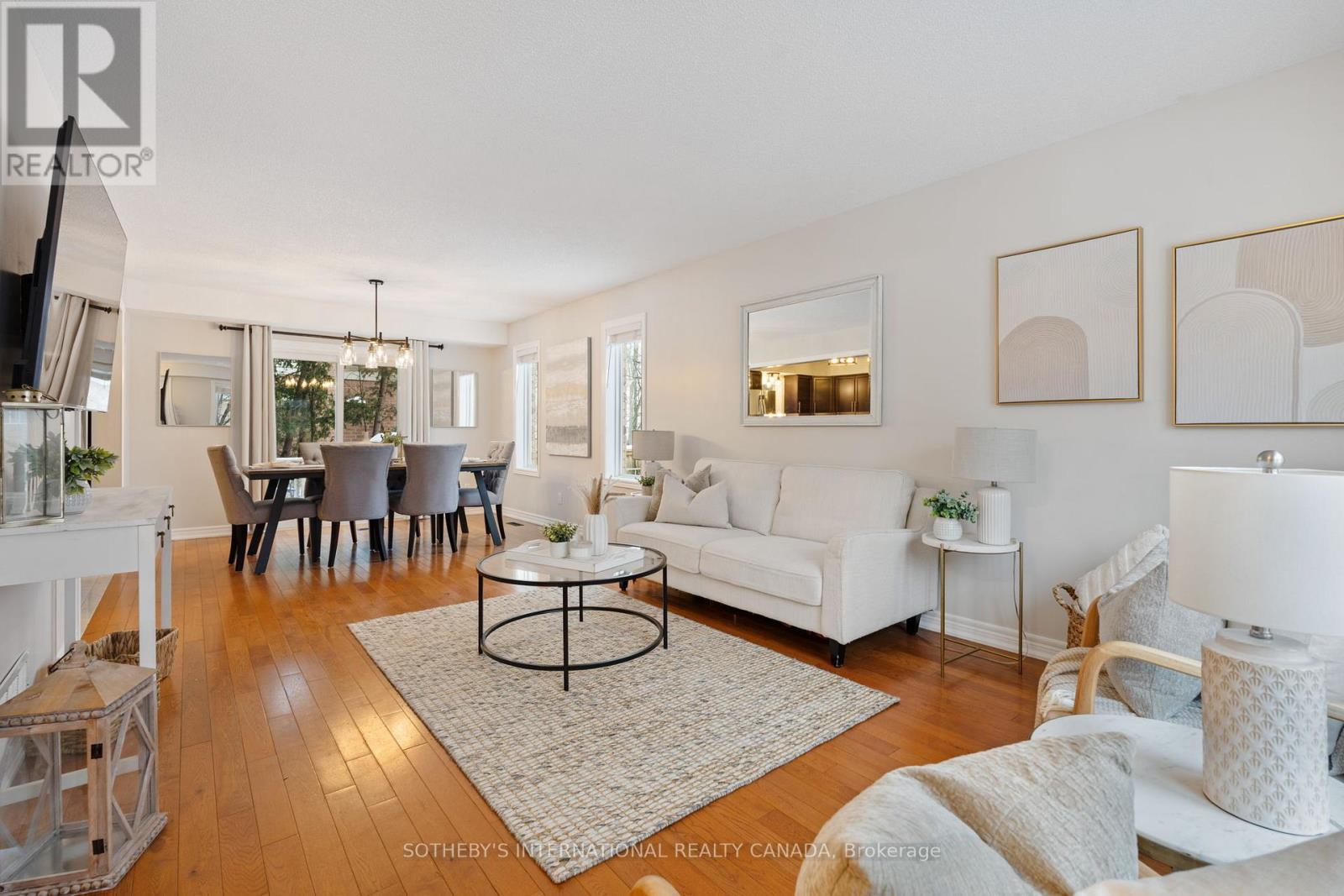 17 South River Road, Georgina, Ontario  L0E 1R0 - Photo 12 - N12616932