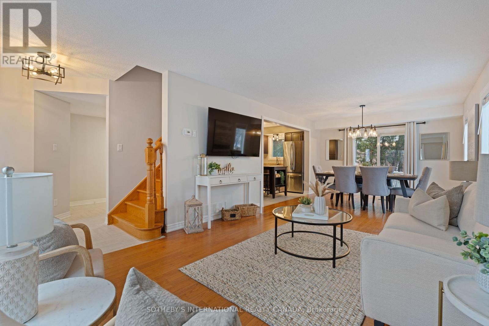 17 South River Road, Georgina, Ontario  L0E 1R0 - Photo 23 - N12616932